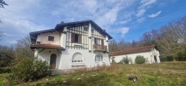 Maison à vendre 8 pièces LOSSE (40)