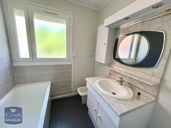 Appartement à louer 2 pièces 44.39m² Le Mans (72100)