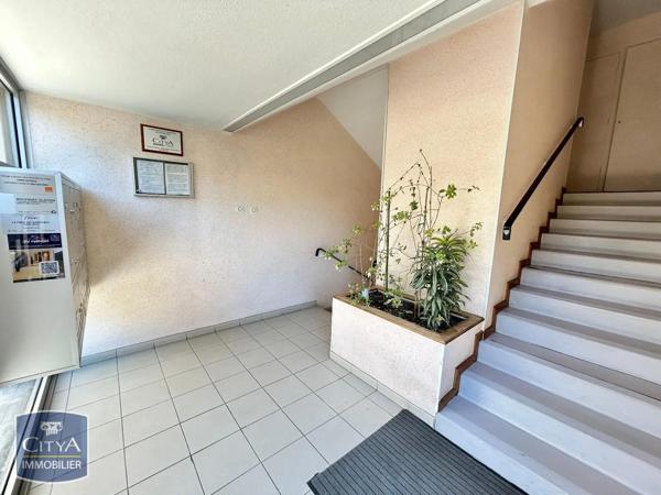Appartement à louer 2 pièces 44.39m² Le Mans (72100)