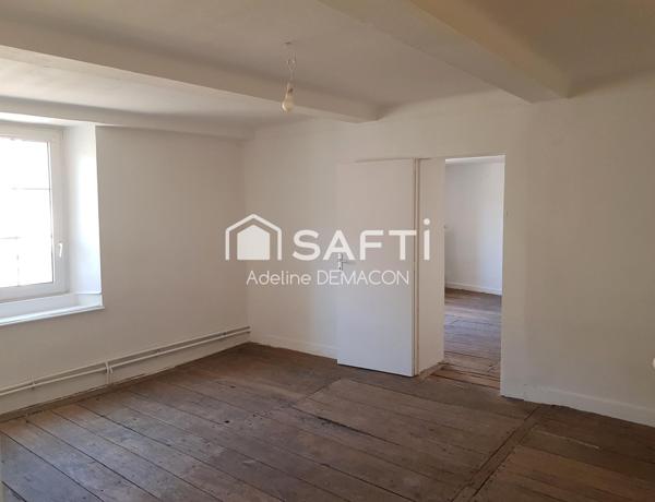 Maison centre ville Montmédy 3 chambres bureau et garage