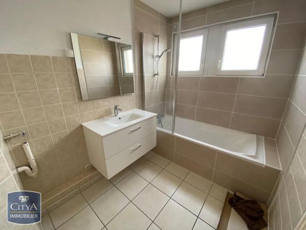 Appartement à louer 4 pièces 85m² Colmar (68000)