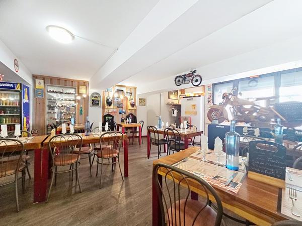 Murs et Fonds de commerce, restaurant  110 m²