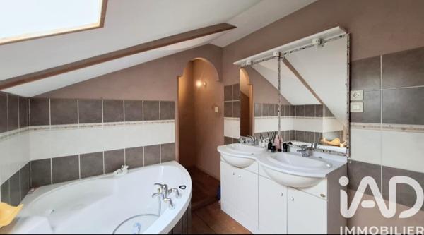 Immeuble à vendre 190 m² Tulle