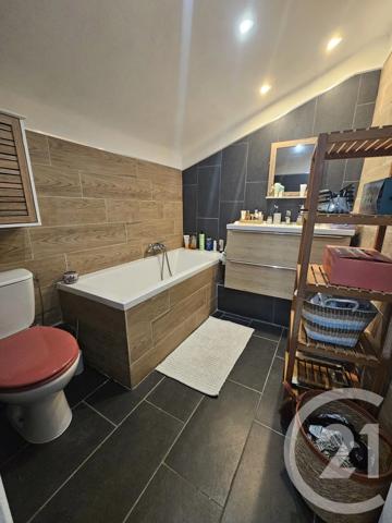 Maison à vendre  3 pièces - 43 m 2   ST LAURENT DU VAR  - 06