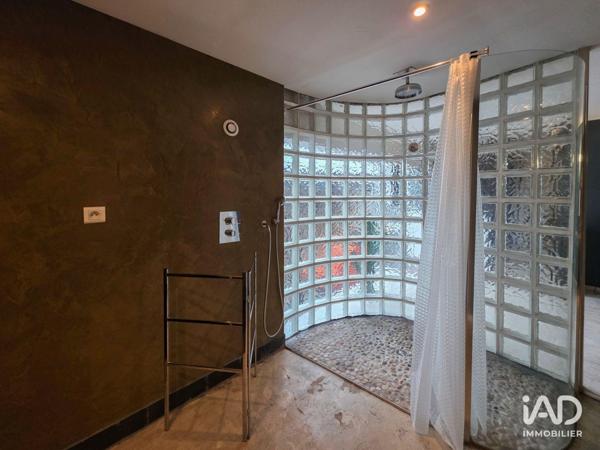 Appartement à vendre 2 pièces 98 m² Cran-Gevrier