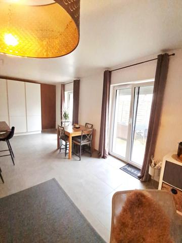 Plain pied récent avec garage et terrasse !