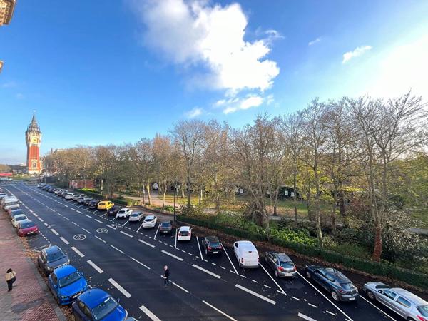 Appartement Calais Parc Saint-Pierre de 150 m2, 4 chambres, place de parking