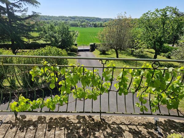 Villa Alba : lumière, calme et nature aux portes de la ville