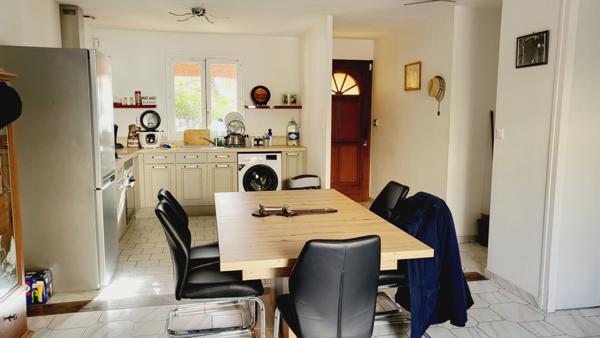 MAISON DE PLAIN PIED AVEC JARDIN