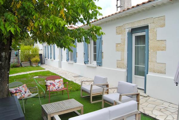 Maison Superbe maison en pierre rénovée - 3 chambres - Coup de coeur 103 m²