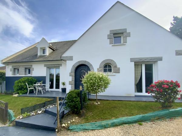 Saint-Berthevin (53940) Saint Berthevin - 5 chambres - 185 m²