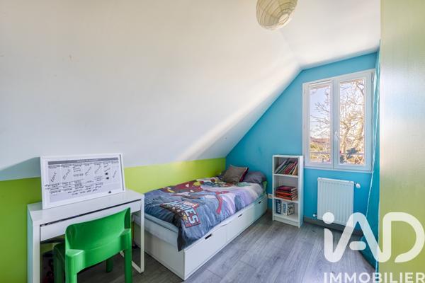 Maison à vendre 6 pièces 102,57 m² Taverny