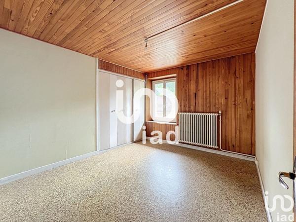 Appartement 4 pièces de 88 m² à Hauts de Bienne (39400)