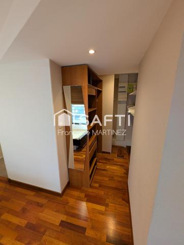 Idéalement situé dans le quartier montant de la Confluence !