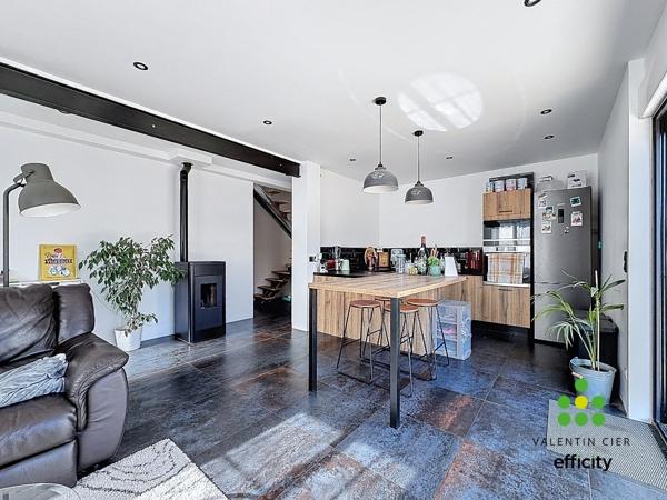 Maison 5 pièces - 110 m² Exclusivité efficity