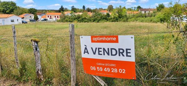 Terrain à vendre de 889m² PEAULT (85)
