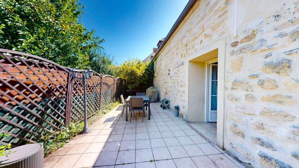 Maison familiale dans un corps de ferme T6 - Jardin et Parking - Bernes sur Oise