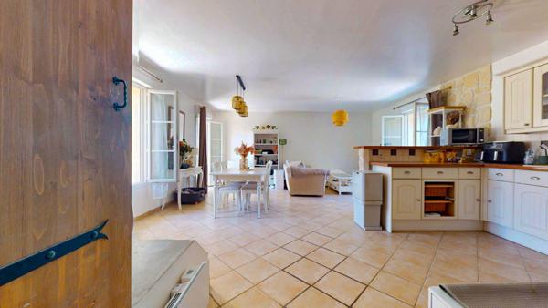 Maison familiale dans un corps de ferme T6 - Jardin et Parking - Bernes sur Oise