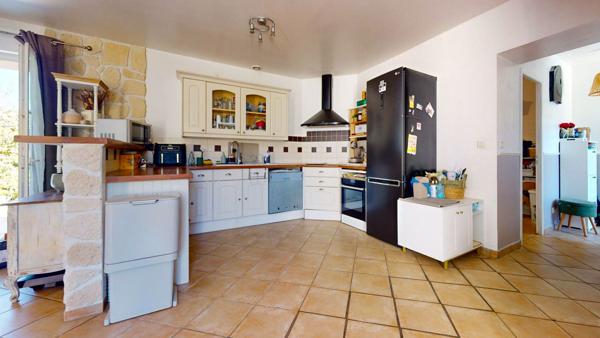 Maison familiale dans un corps de ferme T6 - Jardin et Parking - Bernes sur Oise