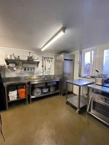 Fonds De Commerce - 172 m²