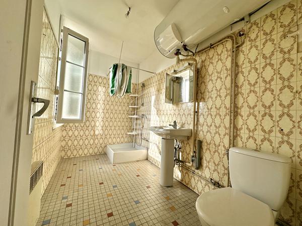 Maison Lorrez Le Bocage Preaux 3 pièce(s) garage et cour