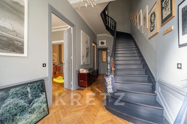 Hôtel Particulier - Triangle d'or - Jardin et garage