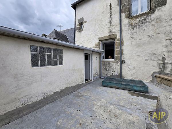 Vente maison Josselin : 255 000 € - AJP Immobilier Plumelec