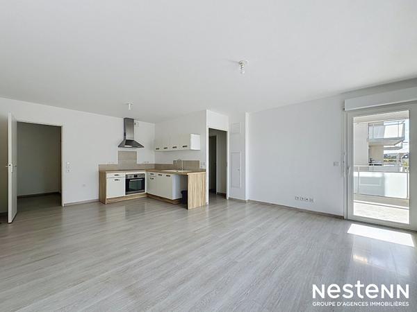 Appartement 2 chambres avec balcon à 10 min à pied du centre-ville.