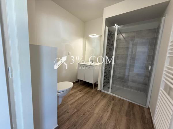 Studio
                                                                                                                                                                                                                                                                                                                        1 pièce(s)                                                                                                                                                                                                                                                                                                                              38.68  m²