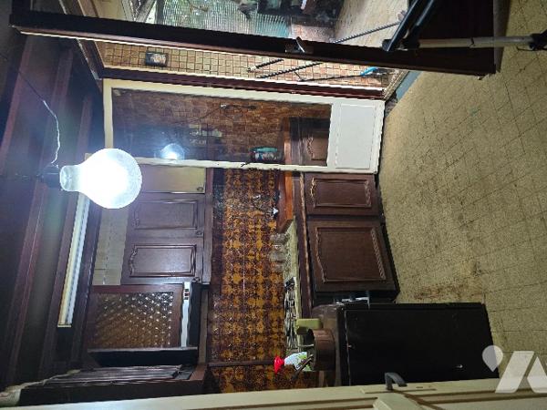 Maison élevée sur sous sol de 77 m2 habitable.