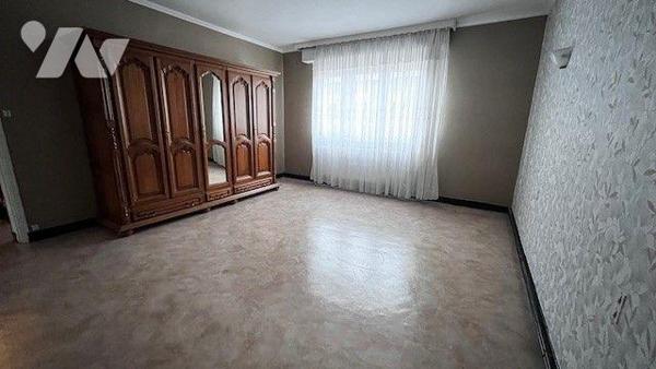 Maison à Vendre à Courrières (62710) en Pas-de-Calais (62)

Cette maison dispose d'une surfac...