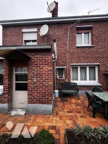 Maison à Vendre à Courrières (62710) en Pas-de-Calais (62)

Cette maison dispose d'une surfac...