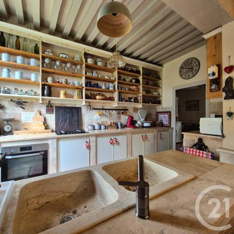 Maison à vendre  9 pièces - 270 m2 CHARLIEU - 42