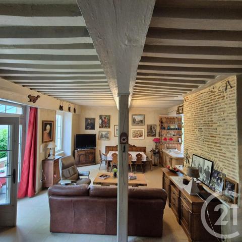 Maison à vendre  9 pièces - 270 m2 CHARLIEU - 42