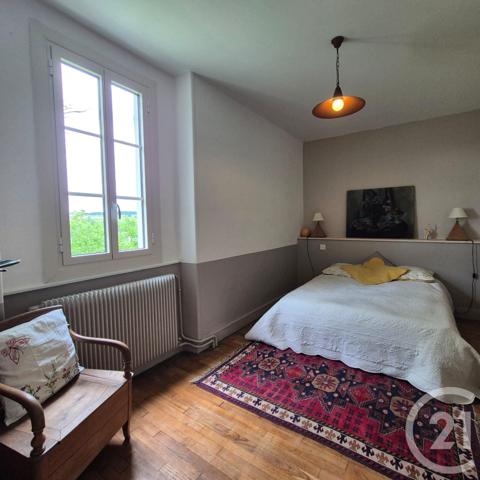 Maison à vendre  9 pièces - 270 m2 CHARLIEU - 42