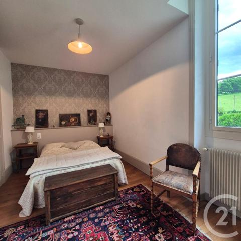 Maison à vendre  9 pièces - 270 m2 CHARLIEU - 42