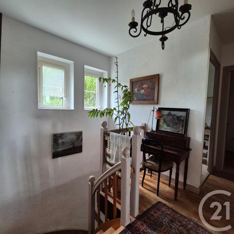 Maison à vendre  9 pièces - 270 m2 CHARLIEU - 42