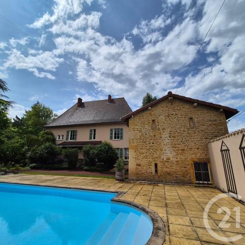 Maison à vendre  9 pièces - 270 m2 CHARLIEU - 42