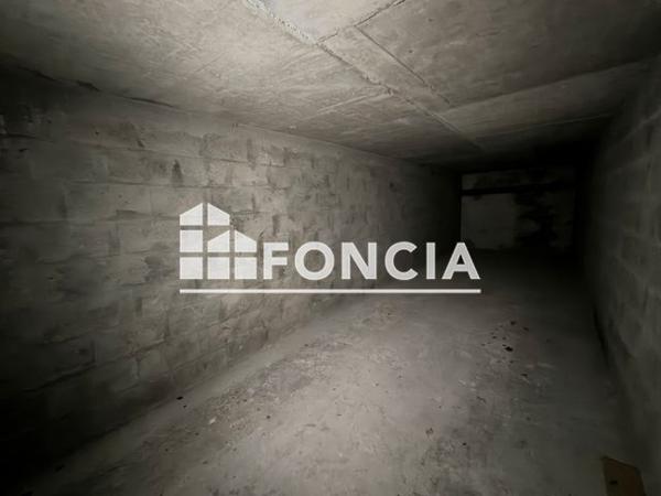 Location Parking - 15 rue Benjamin Franklin Versailles 78000