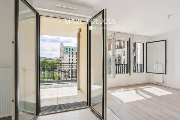 Puteaux – Appartement 3 pièces avec balcon vue jardin et parking