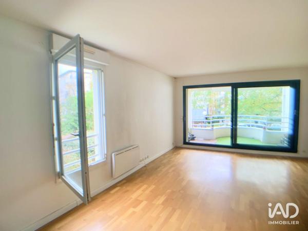 Location appartement 3 pièces 70 m² Vélizy-Villacoublay