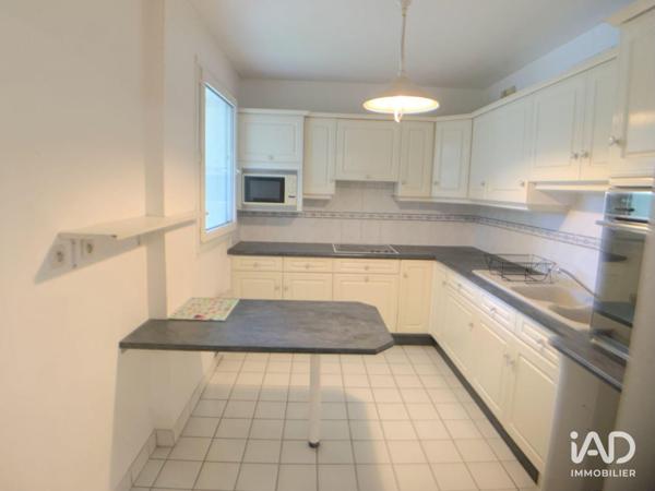 Location appartement 3 pièces 70 m² Vélizy-Villacoublay