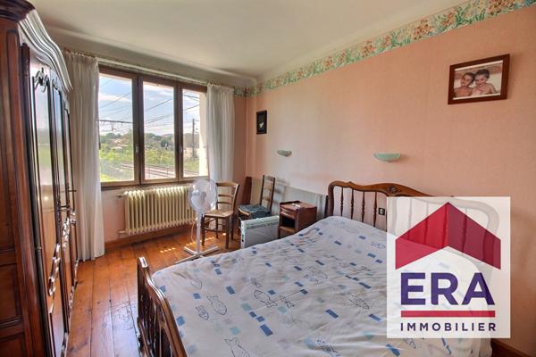 Maison Pont Saint Esprit 4 pièce(s) 123m2