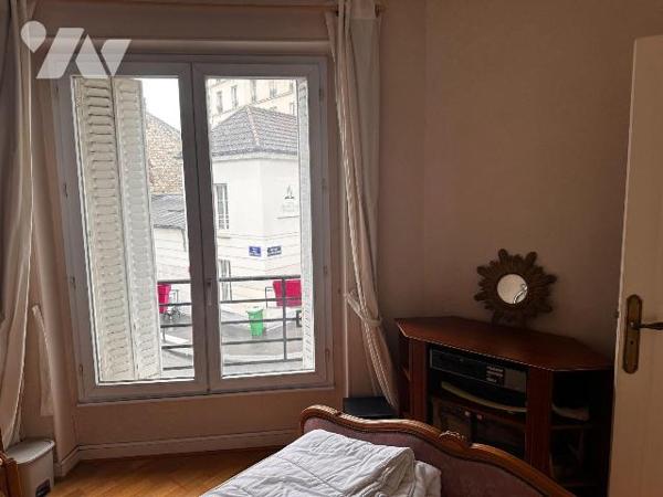 PARIS 20éme- T2 LUMINEUX AVEC PARKING ET CAVE - FORT POTENTIEL.
A la recherche d''un apparteme...