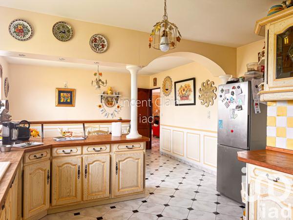 Maison à vendre 5 pièces 175 m² Fontaine-Chalendray