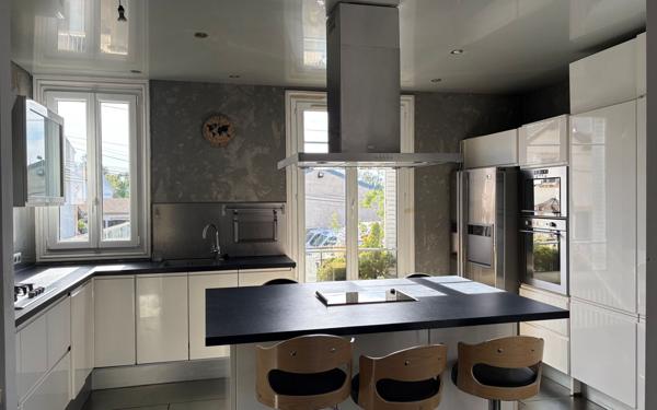 Appartement à louer    3 pièces • 74,07 m2 Champigny-sur-Marne