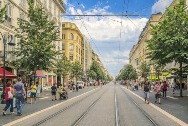 Fonds de commerce à vendre NICE (06)