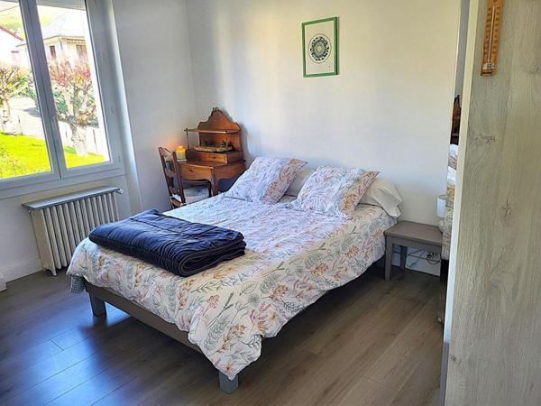 Villa T3 à T4 rénovée du sol au plafond et entièrement autonome