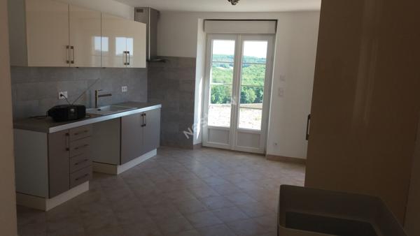 À louer Ancienne grange entièrement rénovée de 138 m²