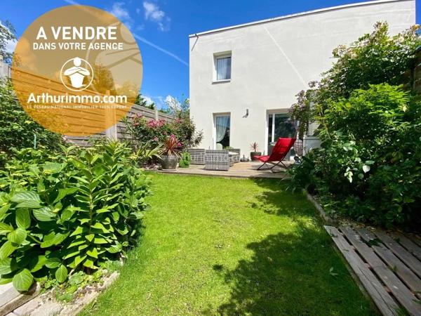 Vente                                                      Maison
                        
                     6 pièces                      112 m2                     à Vannes